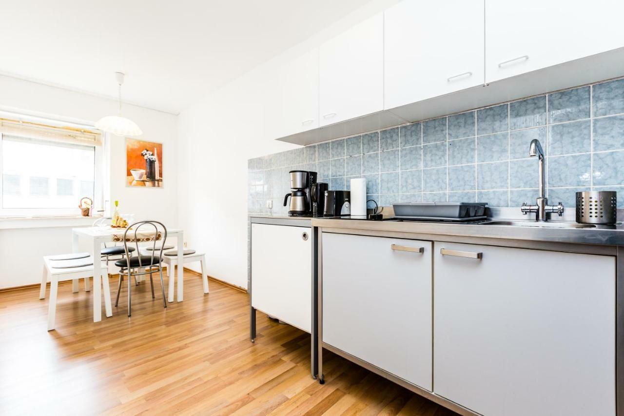 Workers Apartment Am Wiener Platz Köln Eksteriør bilde