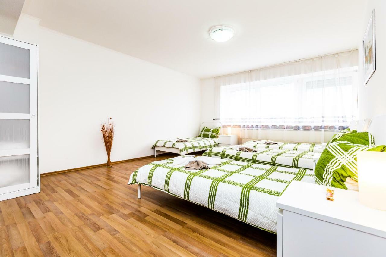 Workers Apartment Am Wiener Platz Köln Eksteriør bilde