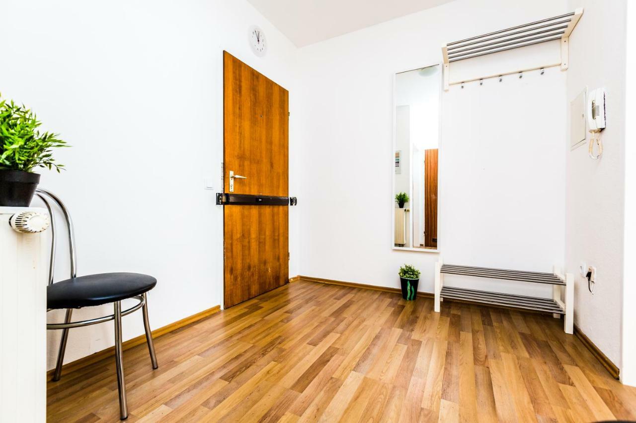 Workers Apartment Am Wiener Platz Köln Eksteriør bilde