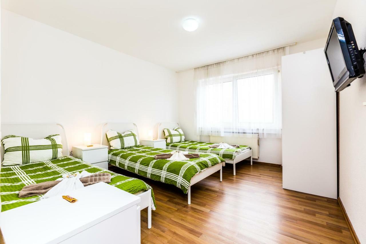 Workers Apartment Am Wiener Platz Köln Eksteriør bilde